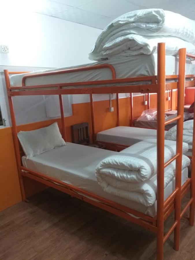 Отель Kathmandu Garden House Экстерьер фото